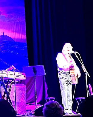 Christopher Cross Kent