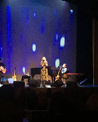 Joan Osborne Kent